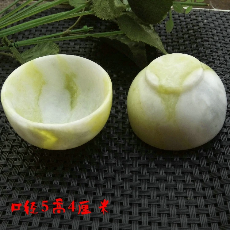 Natural Jade Teabowls Chinese Kung Fu Tea Cup for Brewing Tea Traditional Chinese Ceramics Jadeite Tea Set for Home And Office