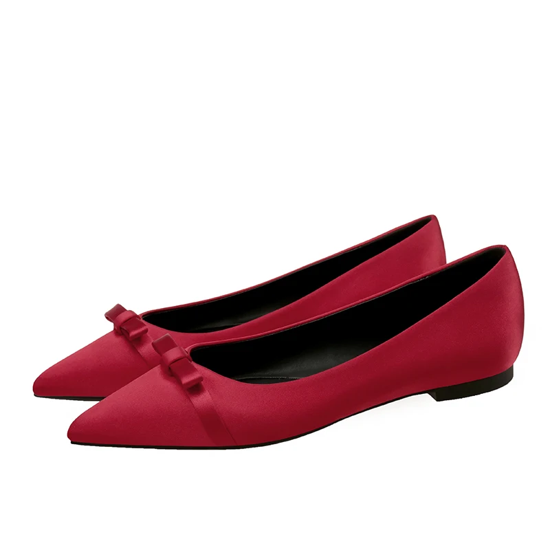 Spring Summer Women Flats Red Silk Black Flats for Women Dressy Comfort Champagne Gold Flat Heel Shoes for Ladies Pointed Toe 46