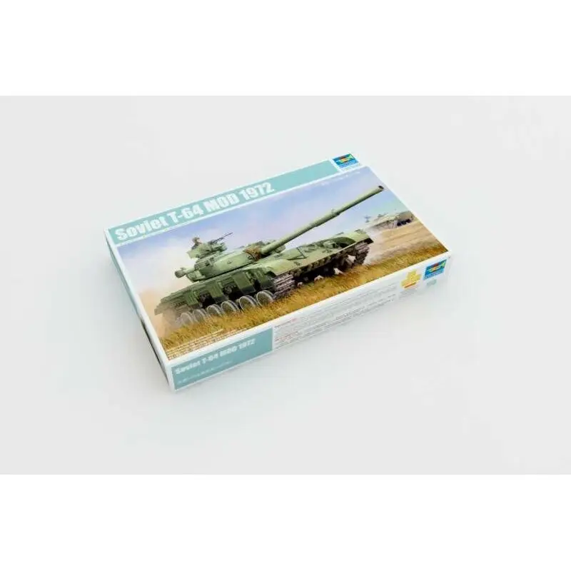 

Модель Trumpeter 01578, модель советского основного боевого танка 1/35, модель в масштабе 1972