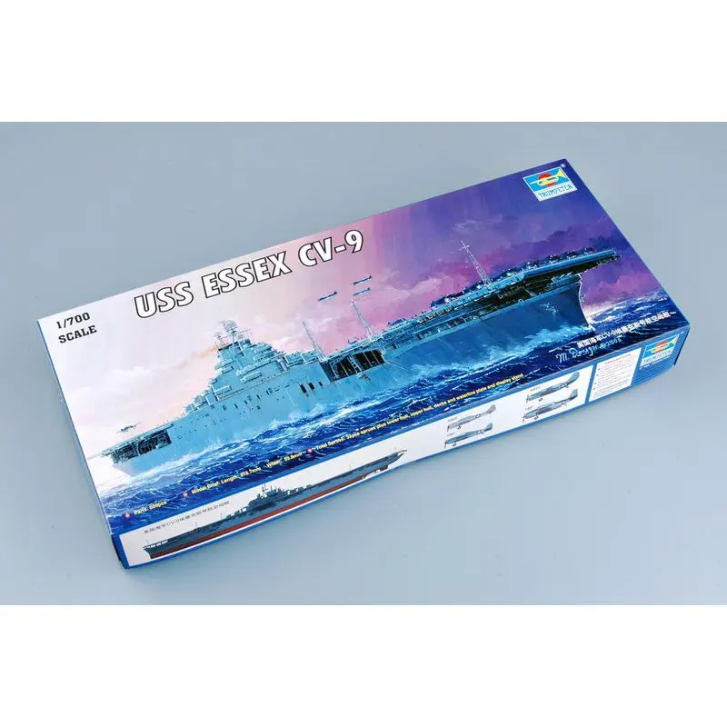 Trumpeter 05728 1/700 USS ESSEX CV-9 - Scale Model Kit