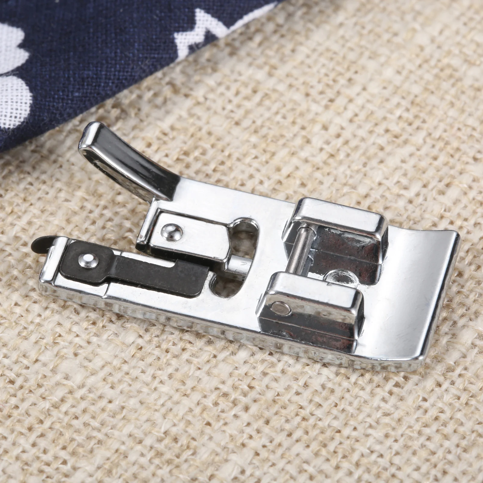 

Вертикальные прижимные лапки Overlock, прижимная лапка Overcast, прижимная лапка с низким хвостовиком, детали швейной машины # CY-7310 для Brother Janome Babylock