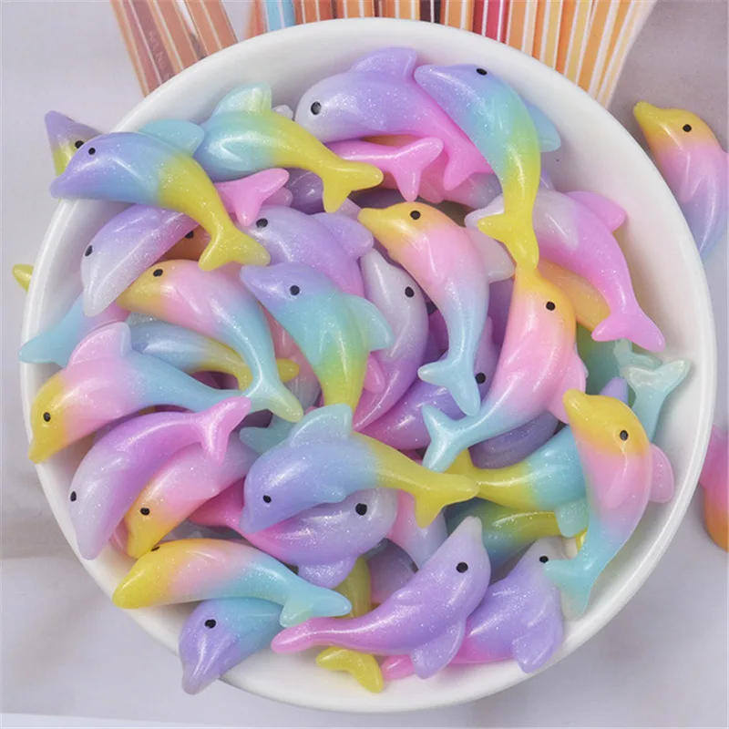 10 stücke 35*19mm Flache Rückseite Gradienten Farbe Delphin Harz Niedlichen Charme Cabochons Für DIY Halsketten Verschönerung Zubehör handwerk – Detail 4