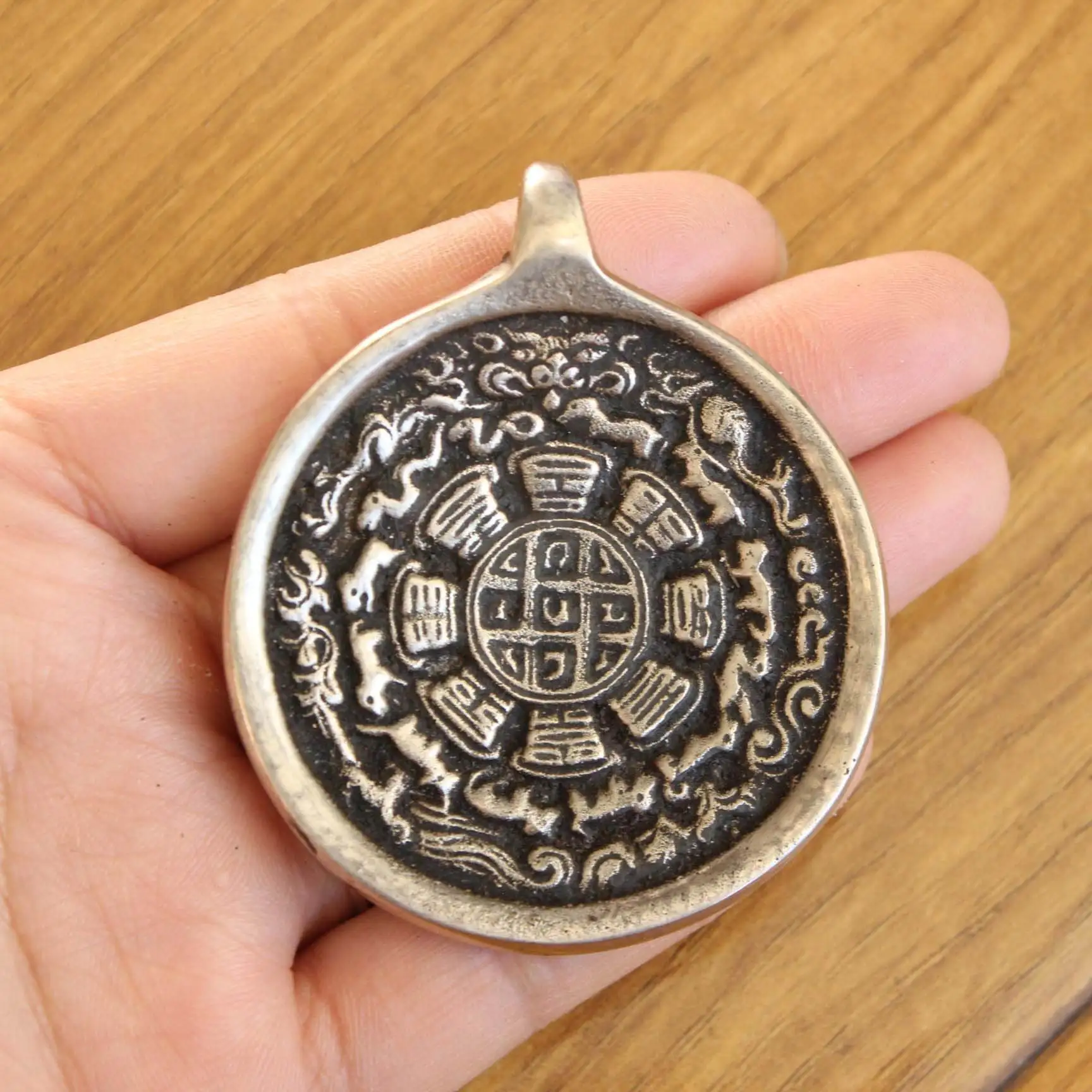 PN059 Vintage Tibetan Red Copper Chinese 12 Animals Melong Amulet Waist Tag For Man Handmade Nepal 51mm Big Round Pendant