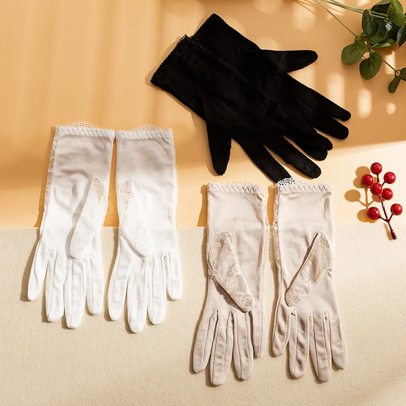 100% Mulberry Silk Lace Gloves Women Summer Breathable Driving Sunscreen Etiquette Touch Screen Moisturizing Sleep Mittens S90