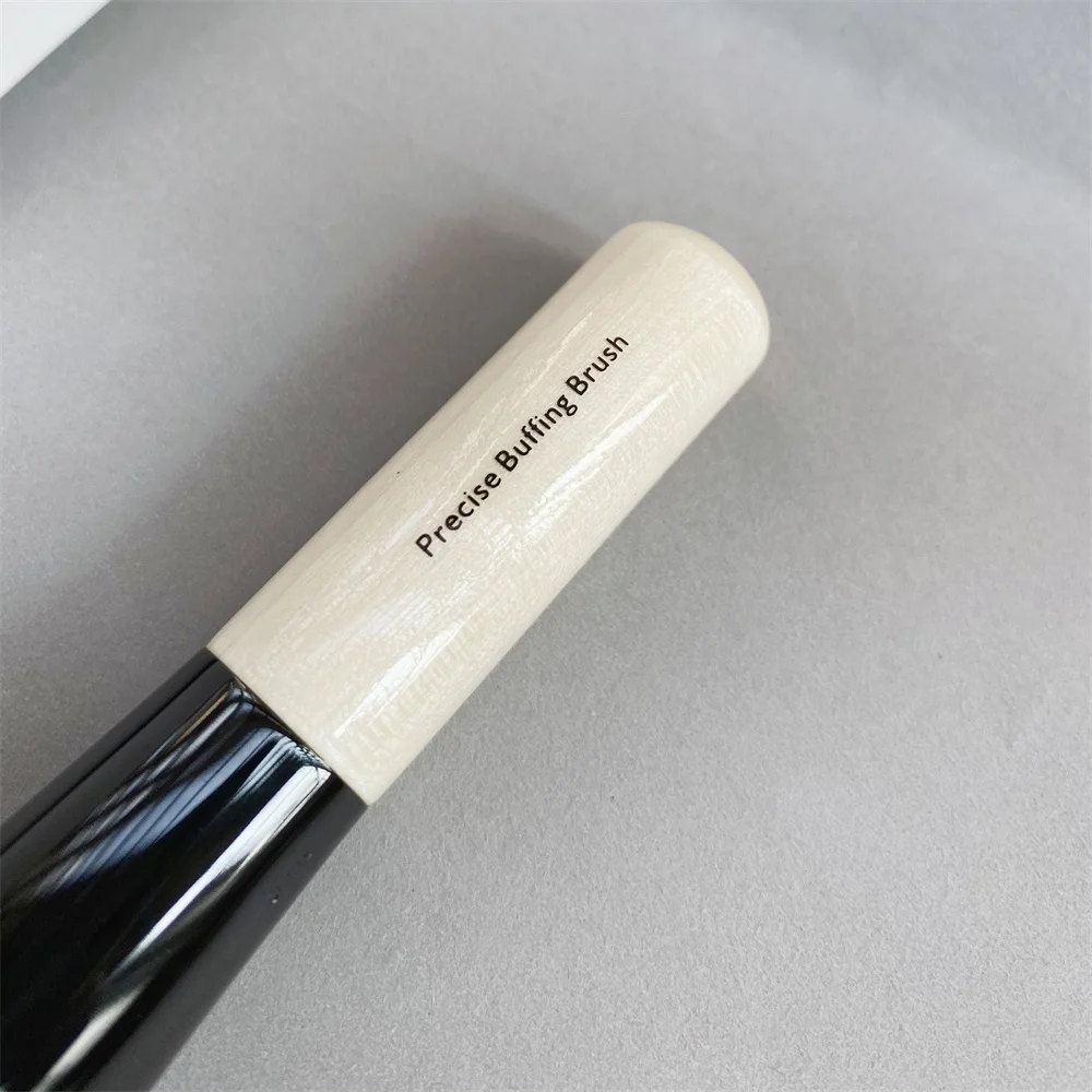 Precise Buffing Brush Angular 3D Liquid Foundation Cream Makeup Brush for Contouring Sculpting