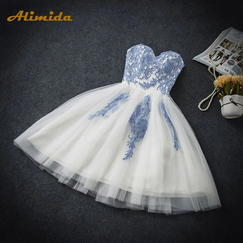 2023 new Short Bridesmaid Dress Strapless Sweetheart Lace Up Appliques Flower Prom Formal Dress Robe De Soiree vestido de festa