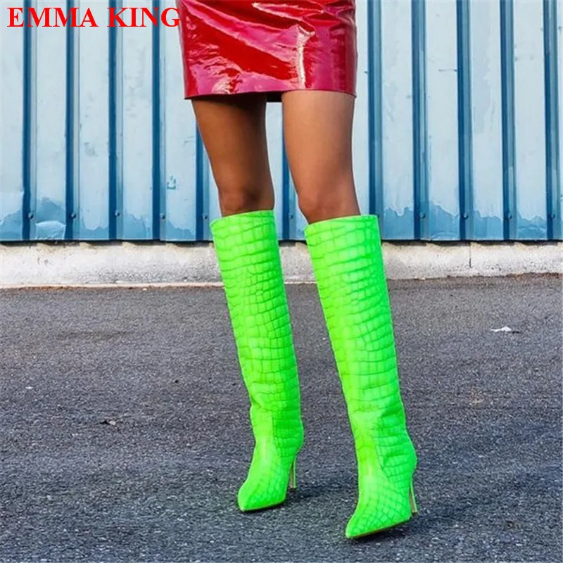 Fashion Women Crocodile Pattern Knee High Boots Slip On High Heels Party Long Boots Shoes Girls Pointed Toe Knight Boots 2021