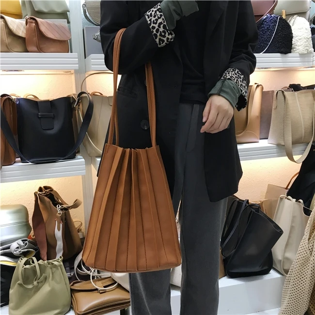 IN STOCK Miyake High-end pleated twilight One shoulder solid PU bag HOT SELLING