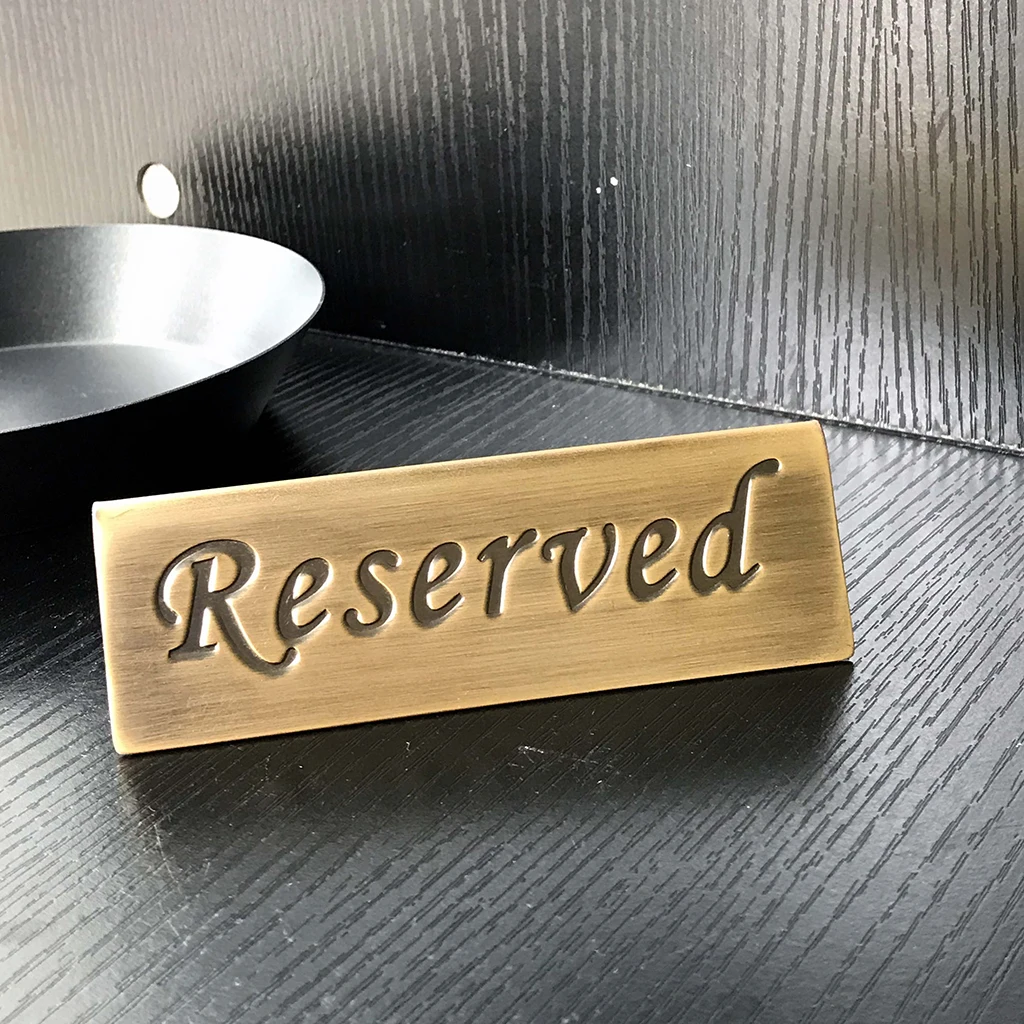 Signe de réservation en acier inoxydable une solution élégante et durable pour les établissements de restauration