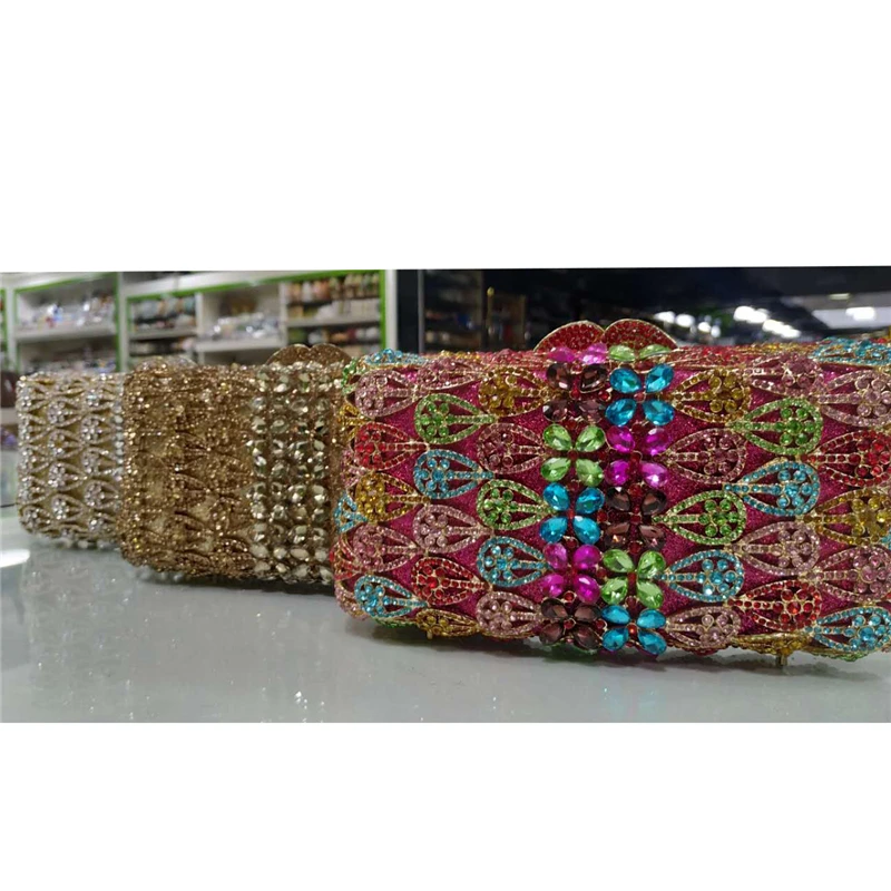 

Evening Bags for Women Fashion Brand Designer Handcraft Day Clutch Bags New Party Crystal Handbags Clutches Purse