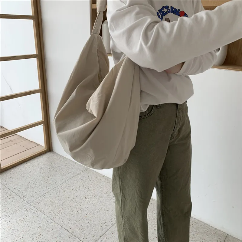 

Retro Nylon Crossbody Shoulder Bag Simple Large-capacity Shopping Bag Fashion Solid Color
