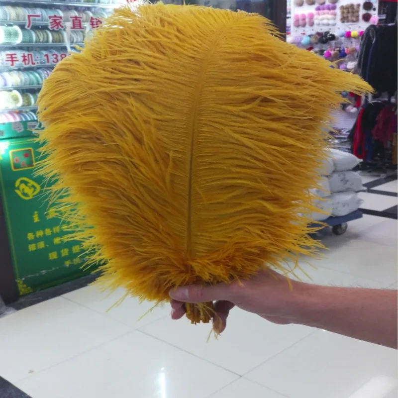 

High Quality 100pcs golden ostrich feathers 45-50cm 18-20inches Christmas Birthday Wedding Party DIY Decorations Plumage