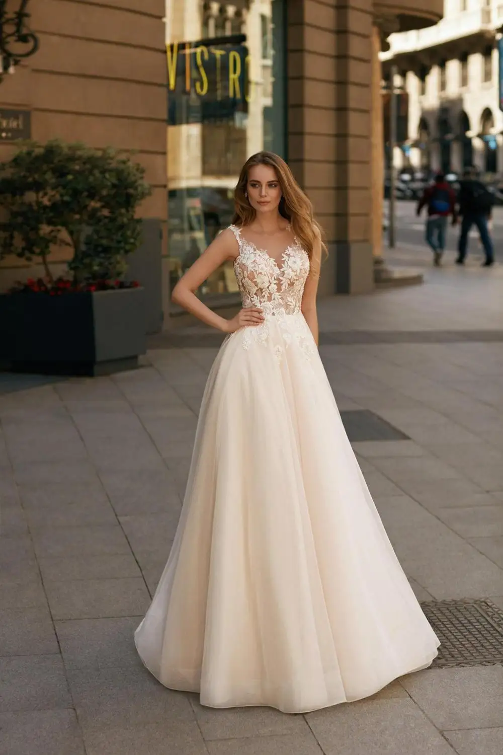 2020 vestidos de casamento projetados jewel laço apliques praia vestidos de noiva botão volta trem varredura a linha vestido de casamento