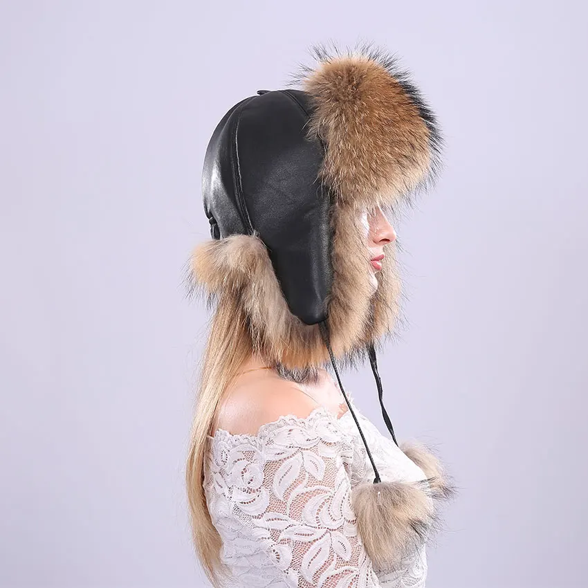 

Whole Piece Raccoon Fur Bomber Hats For Women Winter Warm Real Fur Female Caps Bombers russia Natural Fox Fur Trapper Skiing Hat