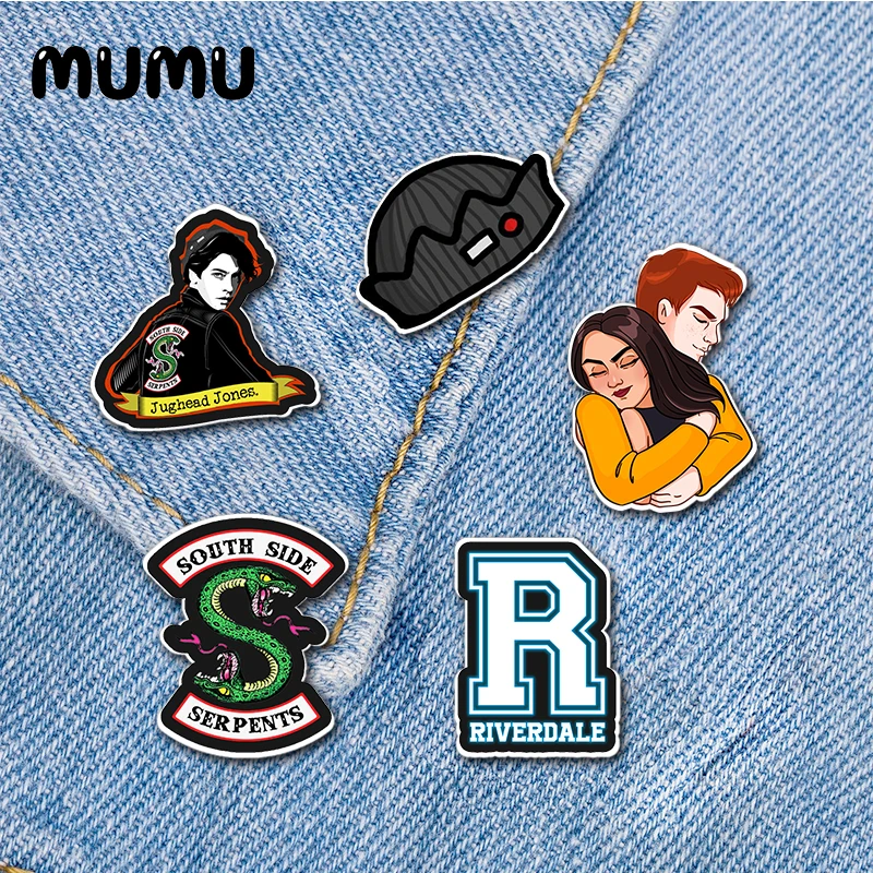 2020 New Riverdale Snake Lapel Pin Jughead Acrylic Brooch Handmade Epoxy Resin Pins Jewelry For Shirt Bag Badge