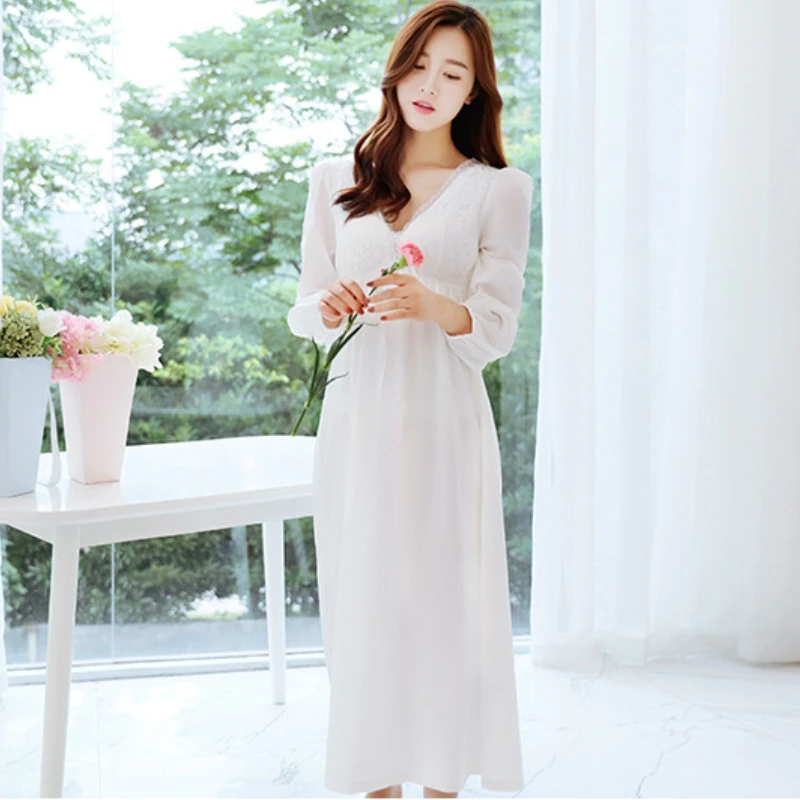 Women Vintage Nightgowns Cotton Sleepwear Sexy V Neck Victorian White Long Night Dress Romantic Nighty Lace Peignoir Nightwear