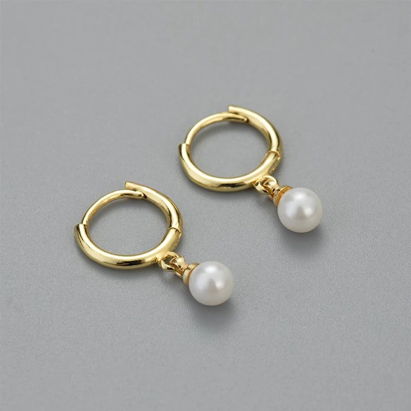 SIPENGJEL Fashion Baroque Pearl Unusual Earrings Cute Small Round Hanging Hoop Earrings For Women Wendding Jewelry 2022