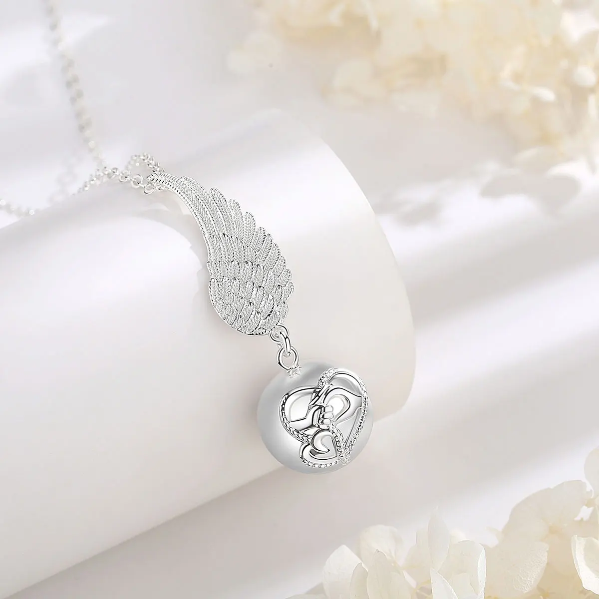 Eudora Angel Wing Baby Hand Caller Pendant Necklace Fashion Pregnancy Heart Ball Jewelry Chime Bola Pendant Jewelry for Mom