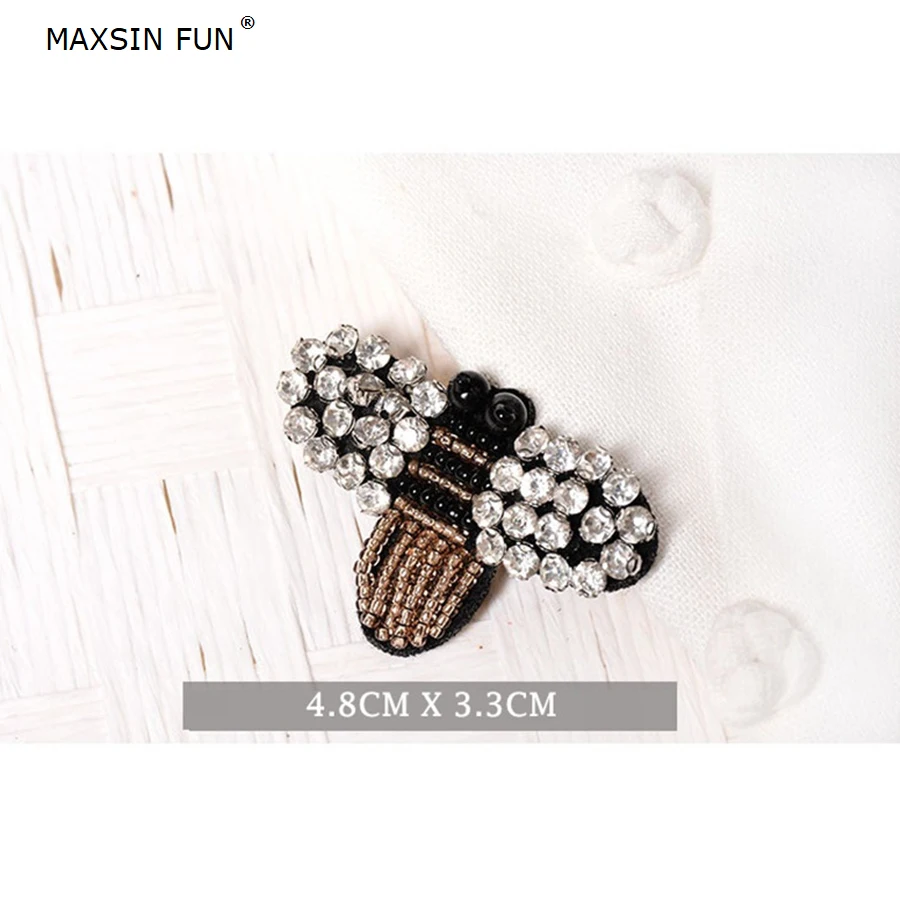 MAXSIN FUN 1PC Flowers Birds Butterfly Insects Bee Beads Patches For Clothing Sew On Sequin Bags DIY Rhinestone Stickers