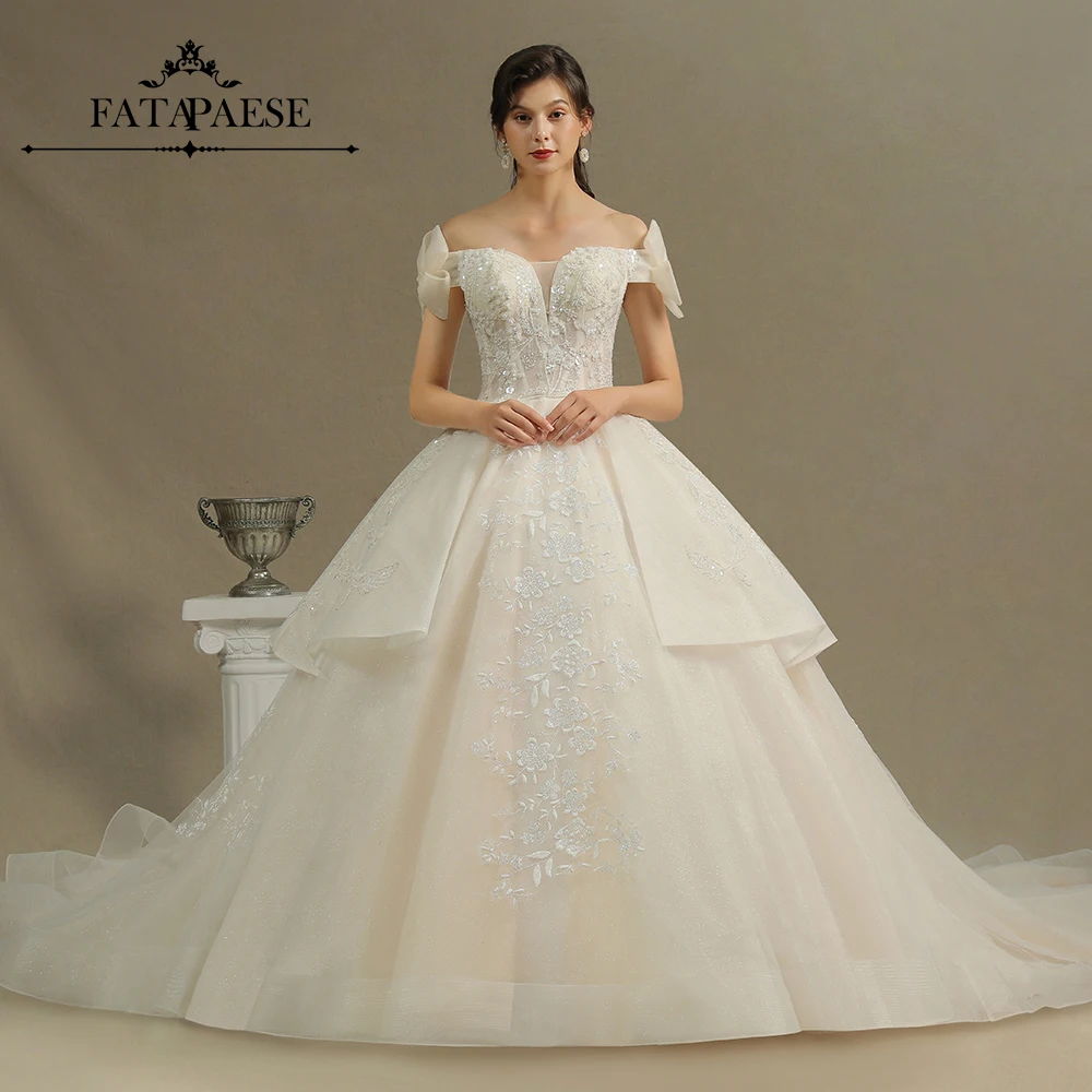 FATAPAESE Wedding Dress Vintage Medieval Princess Off Shoulder Rhinestones 3D Flowers Lace Cathedral Dresses Bridal Luxurious