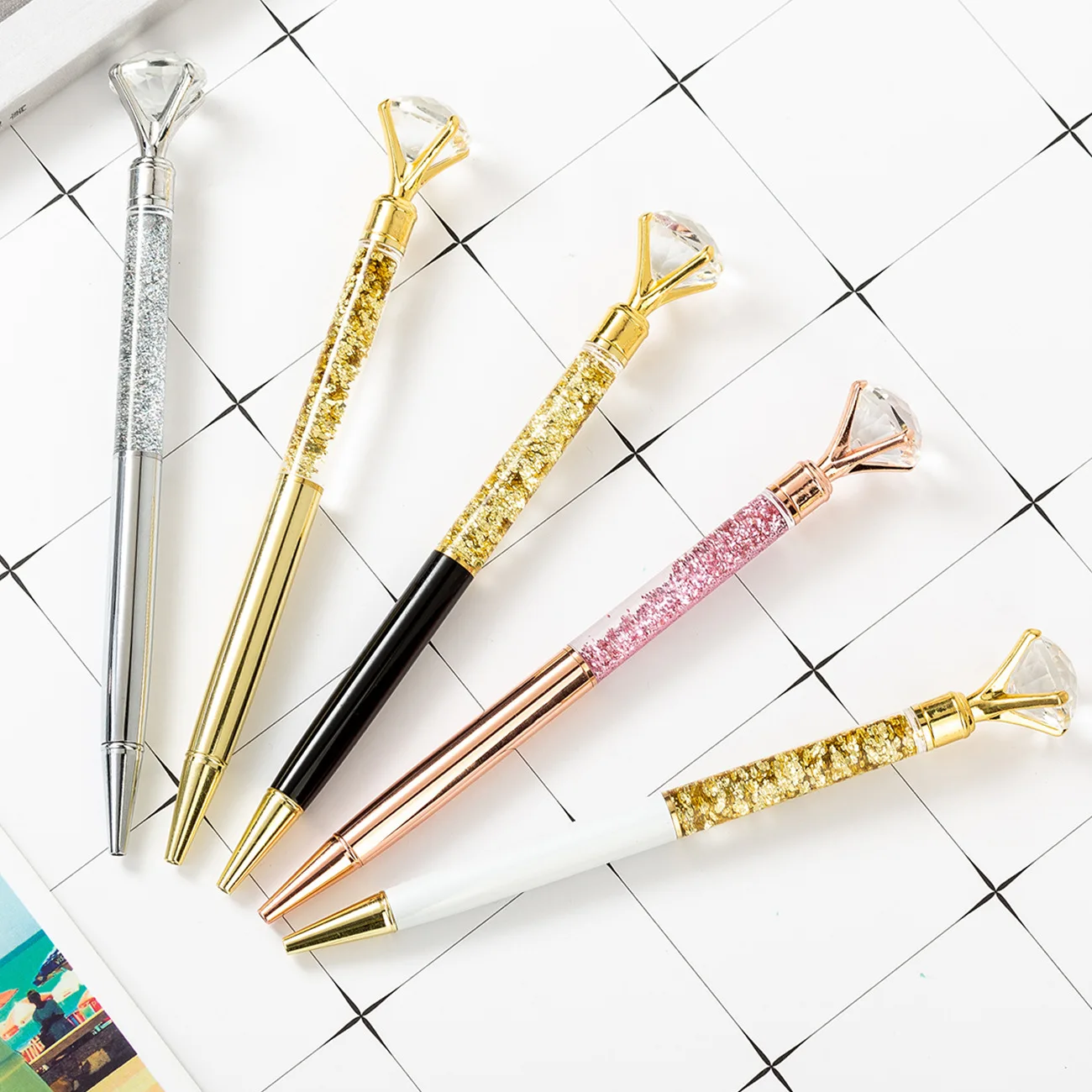 100pcs Office Kawaii Ballpoint Pen Big Diamond Metal Ball Pen With Large Diamond Stationery Magical Pen Fashion School Office