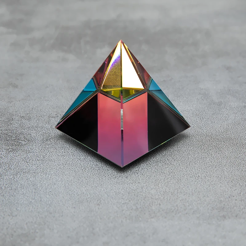 Color Pyramid prism Crystal Energy Generator Prism20mm K9 Glass Teaching Experiment Tool Customizable Home Decoration Gift