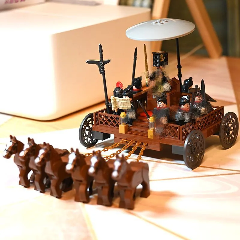 MOC Building Blocks Medieval Accessories Ancient China King Soldier Figures Large Carriage Chariot Toys For Boys
