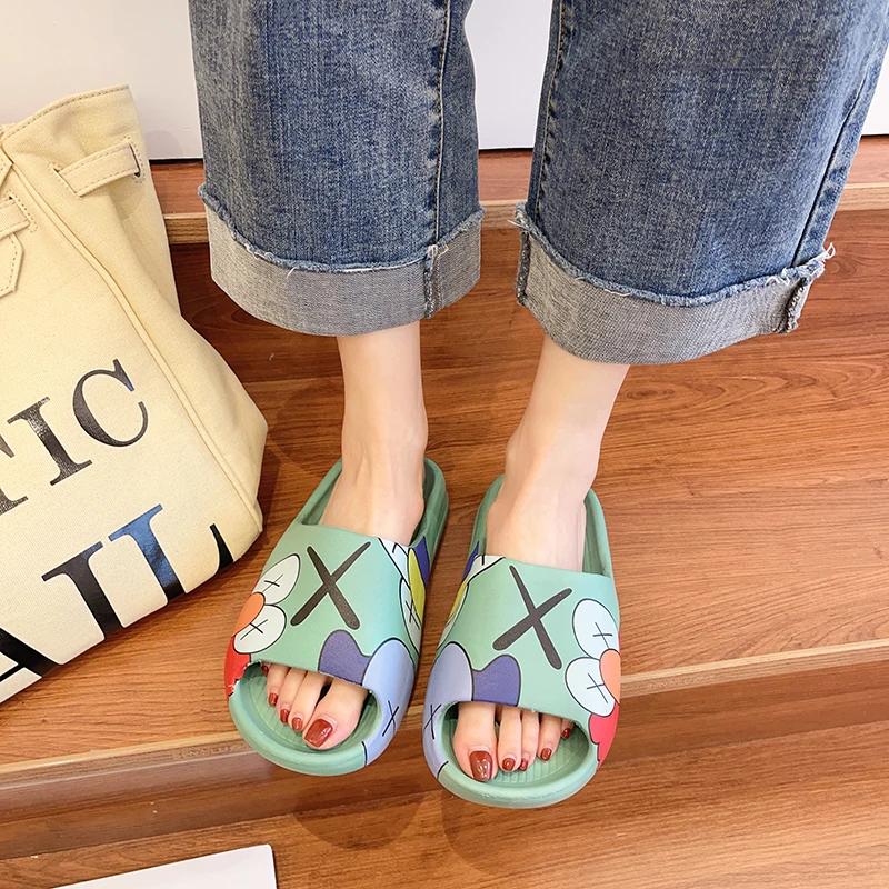 Lovely Cartoon Slippers Female Summer Wear New Style Joker Web Celebrity Thick Bottom Indoor Quiet Leisure One Word Cool Drag