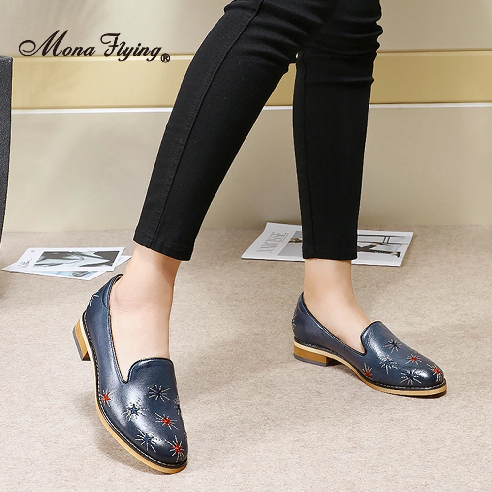 Mona Flying Women mocassini Penny in vera pelle fatti a mano con punta a mandorla Casual Slip On scarpe basse con ricamo per donna L068-1