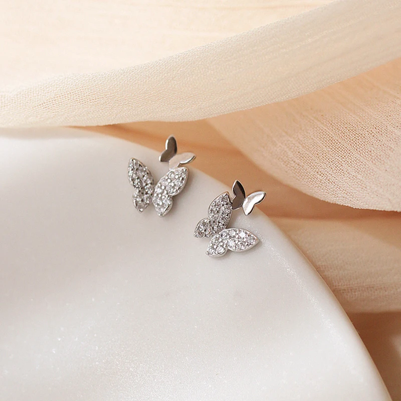 The lovely 925 Sterling Silver Butterfly Earrings With Bejewelled Zircon Women\'s Fashion Jewelry And Korean Earrings Party Gifts