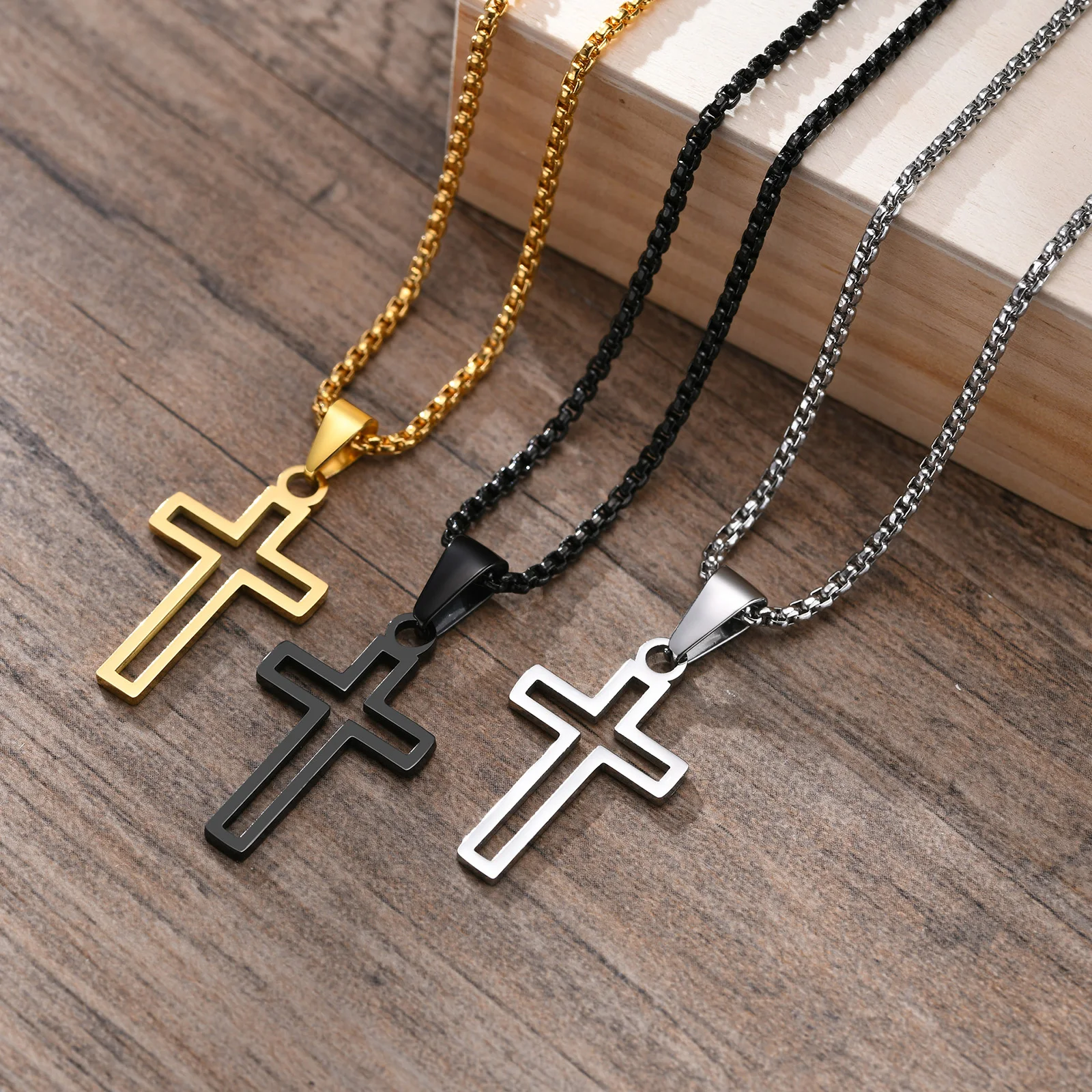 Collares de Cruz recortados para hombre, Collar con colgante de Cruz hueca de acero inoxidable impermeable, joyería de regalo de Cristo de fe