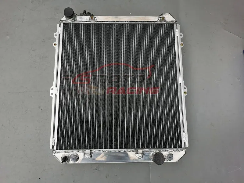 3 Row All Aluminum Radiator Cooling For Toyota Hilux surf KZN130 1KZ-TE 3.0 TD AT MT 1993-1996 94 95 96