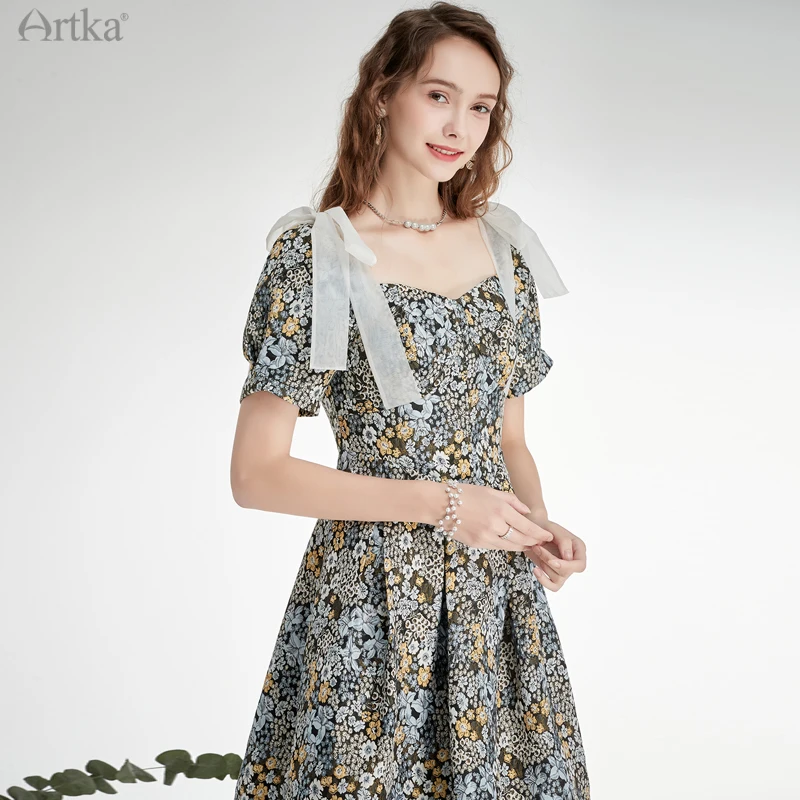 ARTKA Mùa Hè 2021 Pháp Mới Vintage Cổ Vuông Phối Hoa Áo Tay PHồng Nơ Hở Lưng Midi Xếp Ly Đầm Nữ LA23013X