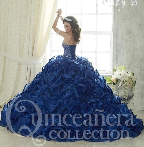 สีน้ำเงินราคาถูก Quinceanera ชุดชุดไปงานเต้นรำ Sweetheart Organza Ruffles ลูกปัดหวาน16ชุด HWF009