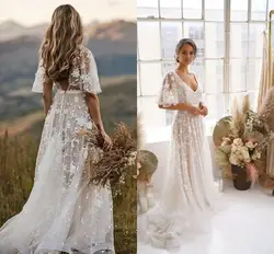 Rustic Boho Party Wedding Dresses 2024 V-neck Backless Ruffles Sweep Train Lace Applique Country Wedding Gown vestido de novia