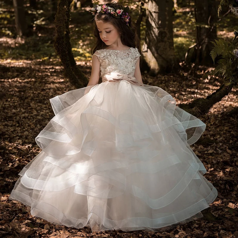 Abiti Fiore Per Le Ragazze Elegante Champagne Del Merletto di Applique Senza Maniche A Cascata Per Bambini Pageant Abiti Per Matrimoni Abiti Da Prima Comunione