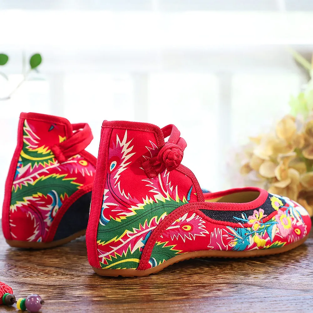 Veowalk Handmade Vintage Women\'s Old Beijing Mary Jane Flats Chinese Embroidered Cloth Casual Denim Shoes Woman Big Size 34-43