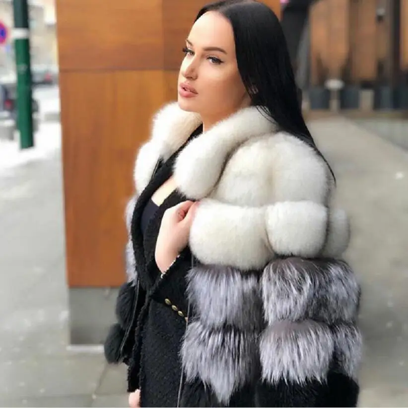 Women's Natural Silver Fox Fur Coat with Detachable Sleeves, Fashionable and Casual, Winter