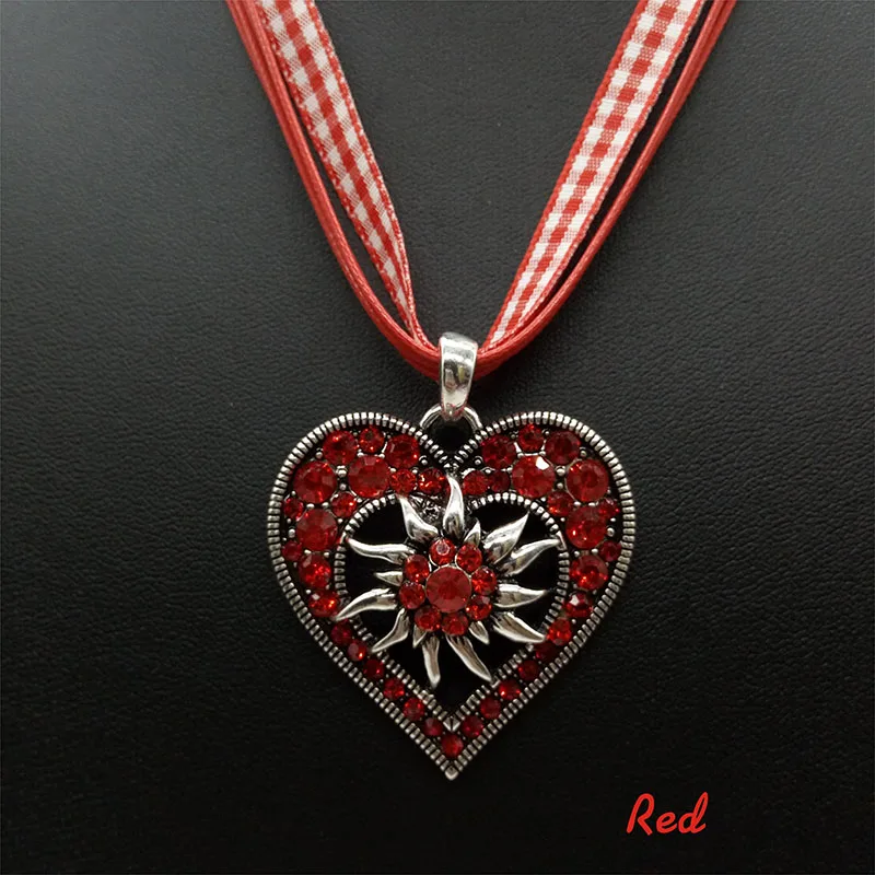 New Vintage Heart Pendant German Oktoberfest Drindle Costume Crystal Flower Necklaces Austrian Edelweiss Necklace for Ladies