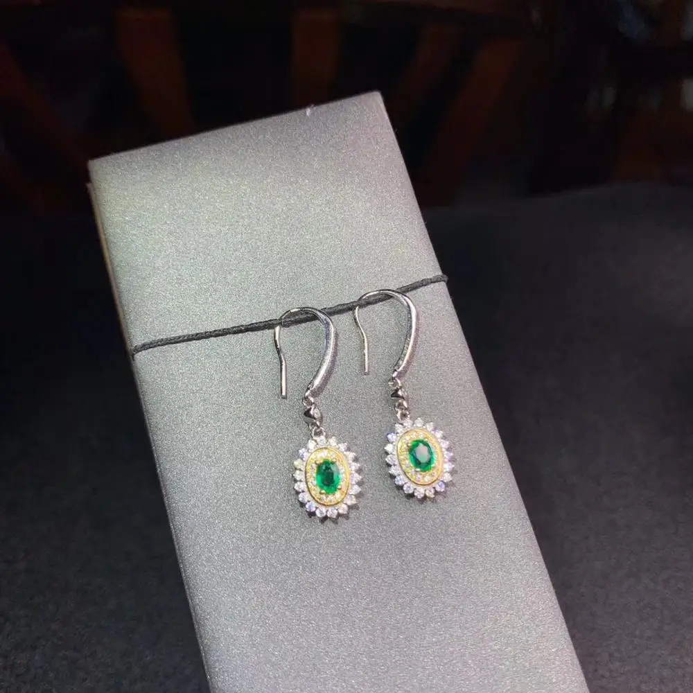 

Simple and delicate, precious gemstone Natural emerald earrings, Colombian emeralds, professional natural gem shop, 925 silver,