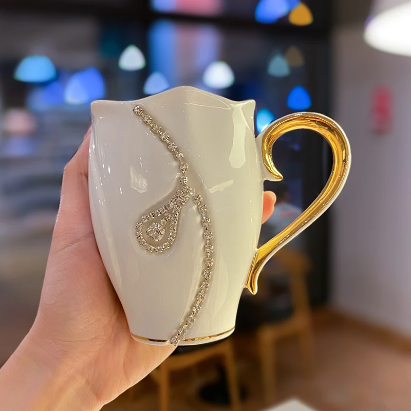 Fine Rhinestone Luxury European Ceramic Mug With Spoon Exquisite Gift Box Couple Cup Friends Gift Mug Coffee Cups Office Tea Cup