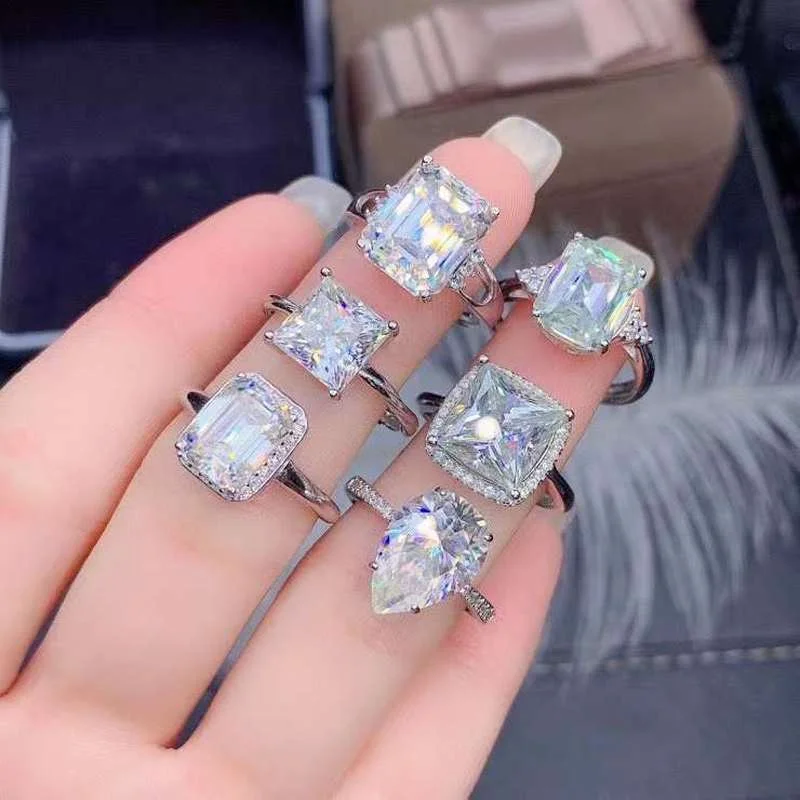 

Классический Муассанит супер качество центральный камень 5ct D Цвет VVS1 Стерлинговое Серебро 925 пробы Большие серебряные кольца