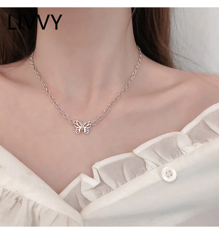 LIVVY فضي اللون موضة الإبداعية عقد بحلية متدلية على شكل فراشة قلادة امرأة بسيطة سلسلة الترقوة مزاجه الهدايا