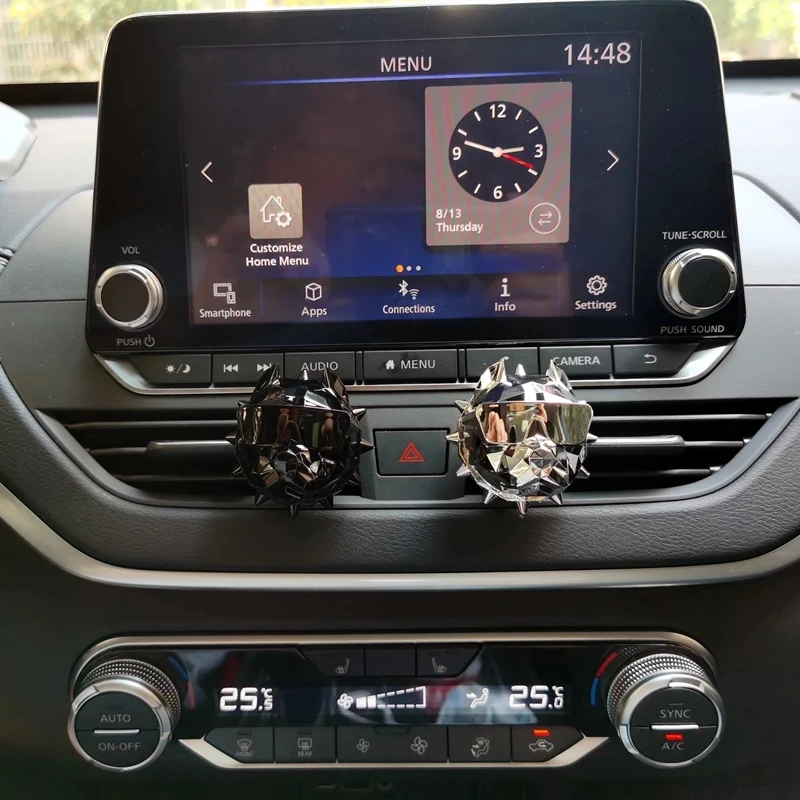 Car Air Freshener Bulldog รถ Air Outlet น้ำหอมรถตกแต่งเครื่องประดับเครื่องประดับน้ำหอม Diffuser