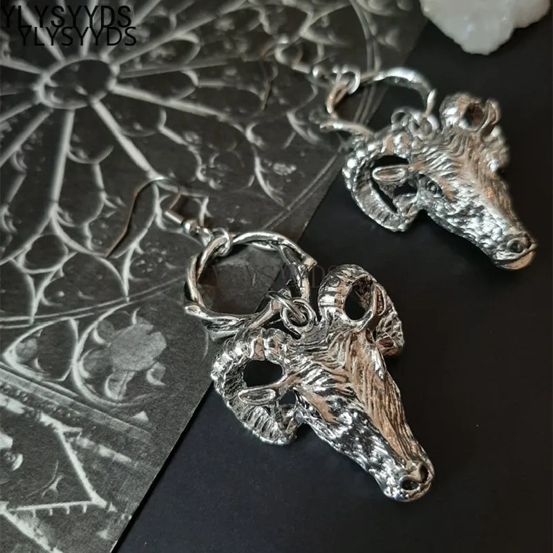 Pendientes góticos de Espina de cabra Baphomet para mujer, bruja gótica Satan, joyería alternativa oculta, Calavera Ram satánica, regalo Medieval de moda