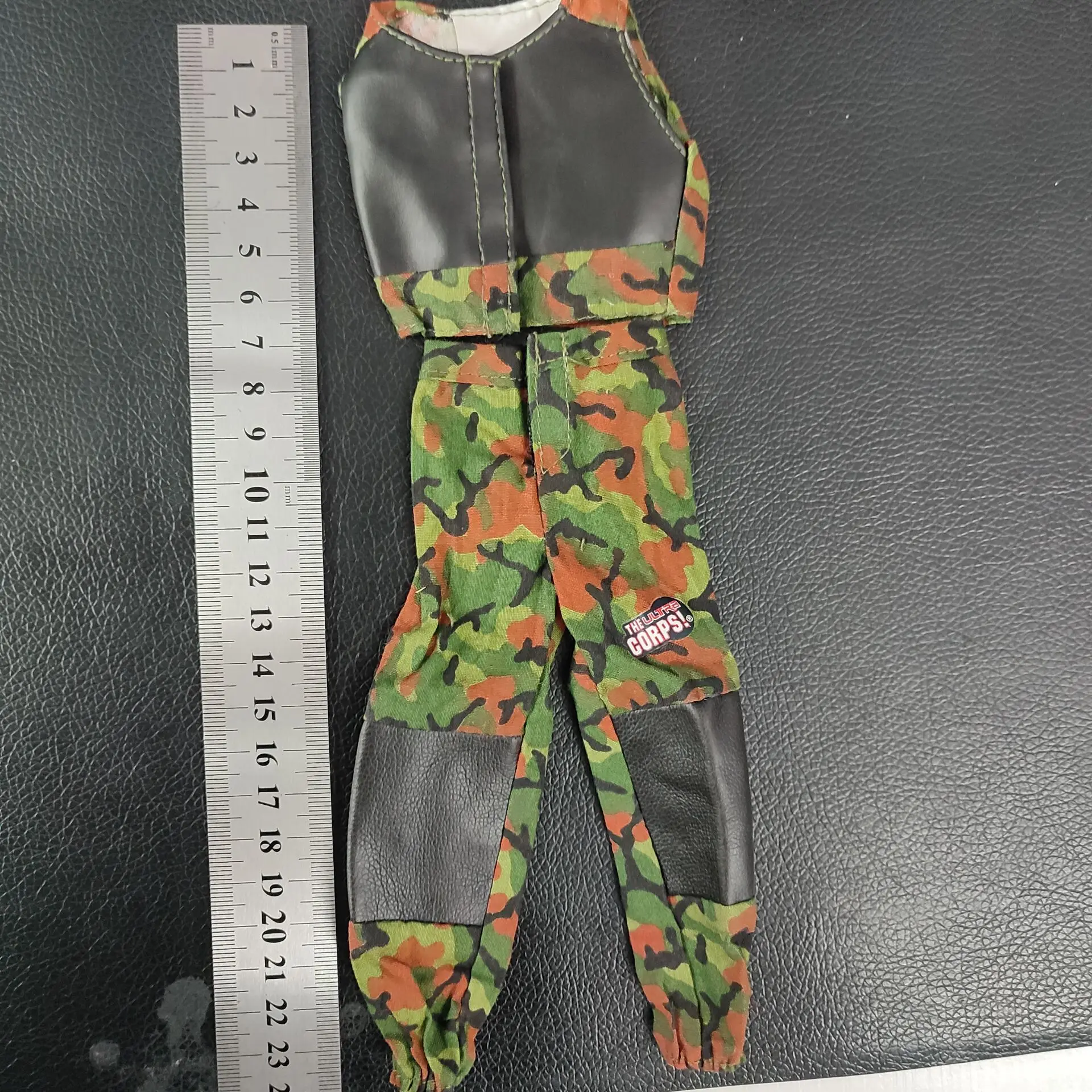 ชุดอุปกรณ์เสริมทหารขนาด 1/6 เสื้อกั๊กและกางเกงลายพราง ชุดเครื่องแบบสำหรับฟิกเกอร์แอคชั่นชายขนาด 12 นิ้ว ของสะสม ตุ๊กตา ของเล่น ของขวัญ