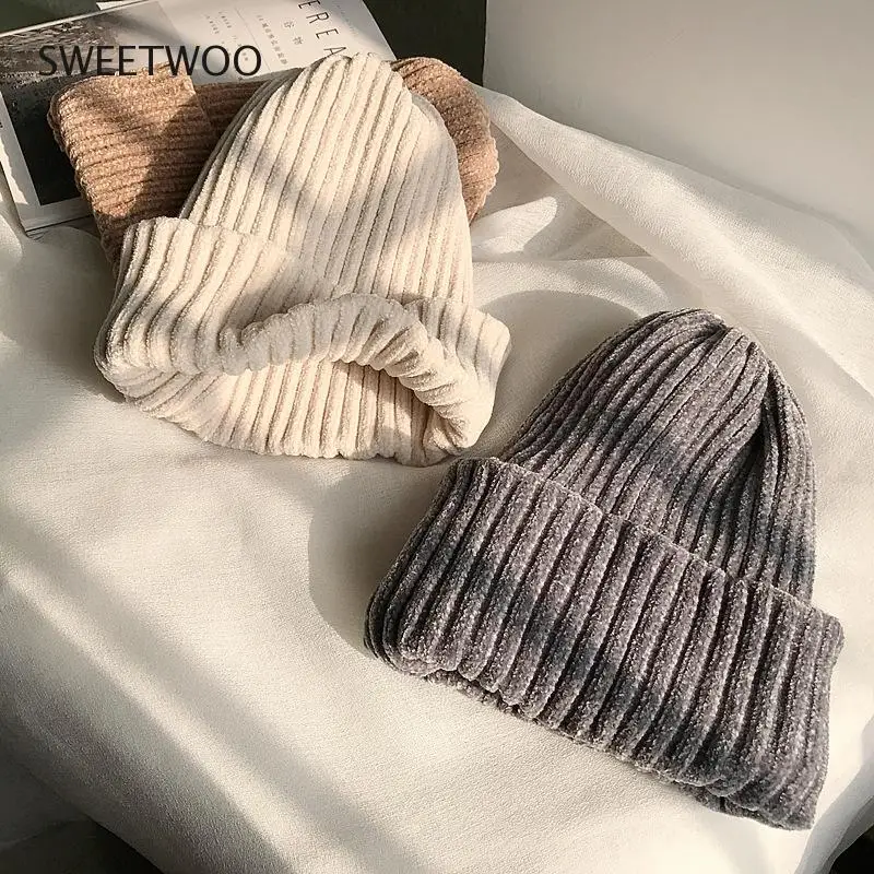 

winter warm snow double Soft chenille Comfortable feeling Beanies cap men women outdoor leisure hat