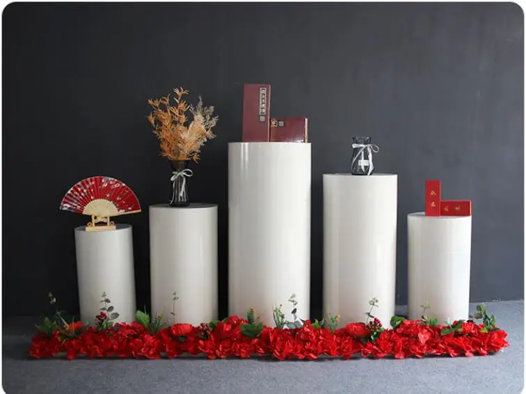 جديد الدعائم الزفاف الحديد المطاوع طاولة الحلوى أسطوانية طاولة الحلوى أسطوانية تسجيل في منطقة حفلة عيد ميلاد عرض الحلي