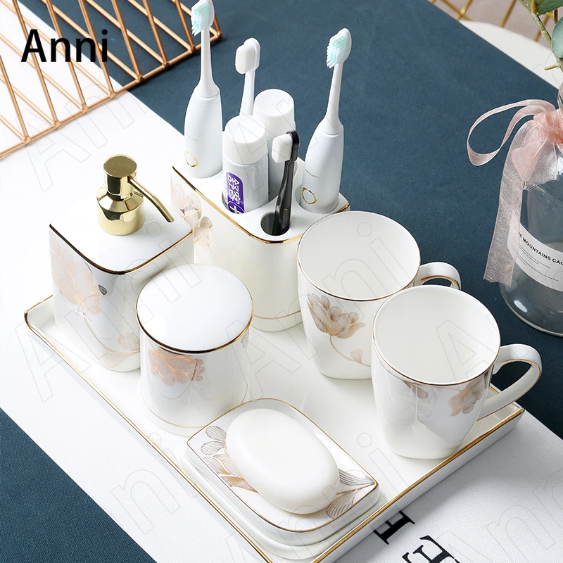 Creativity Golden Stroke Bathroom Set Ceramic Nordic Modern Hand Painted Lotus Porcelain Shower Accessories Home Restroom Decor