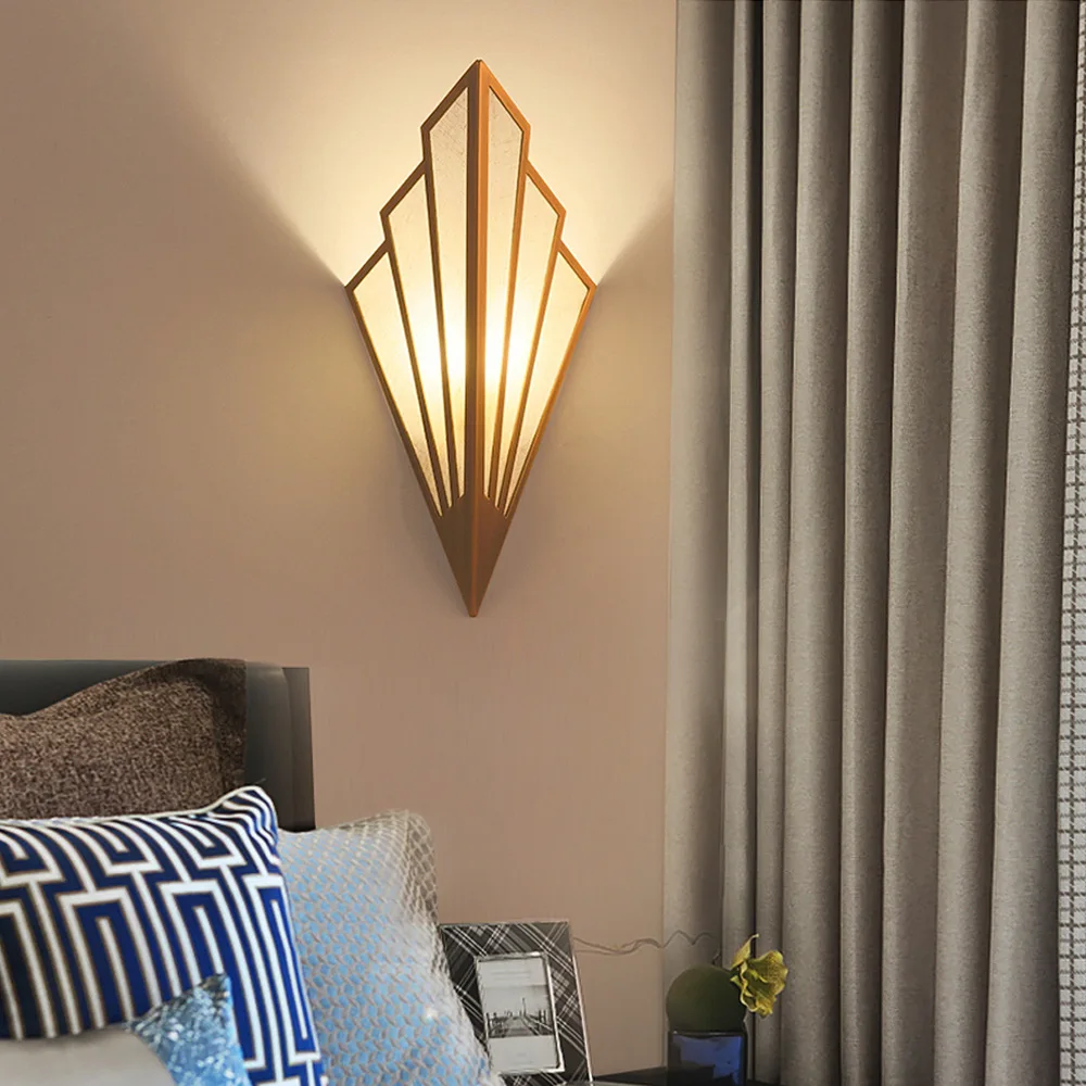 European Led Metal Bedroom Bedside Wall Light Modern Hotel Corridor Sconce Fan-shaped Gold Black Living Room Decorative Art Lamp